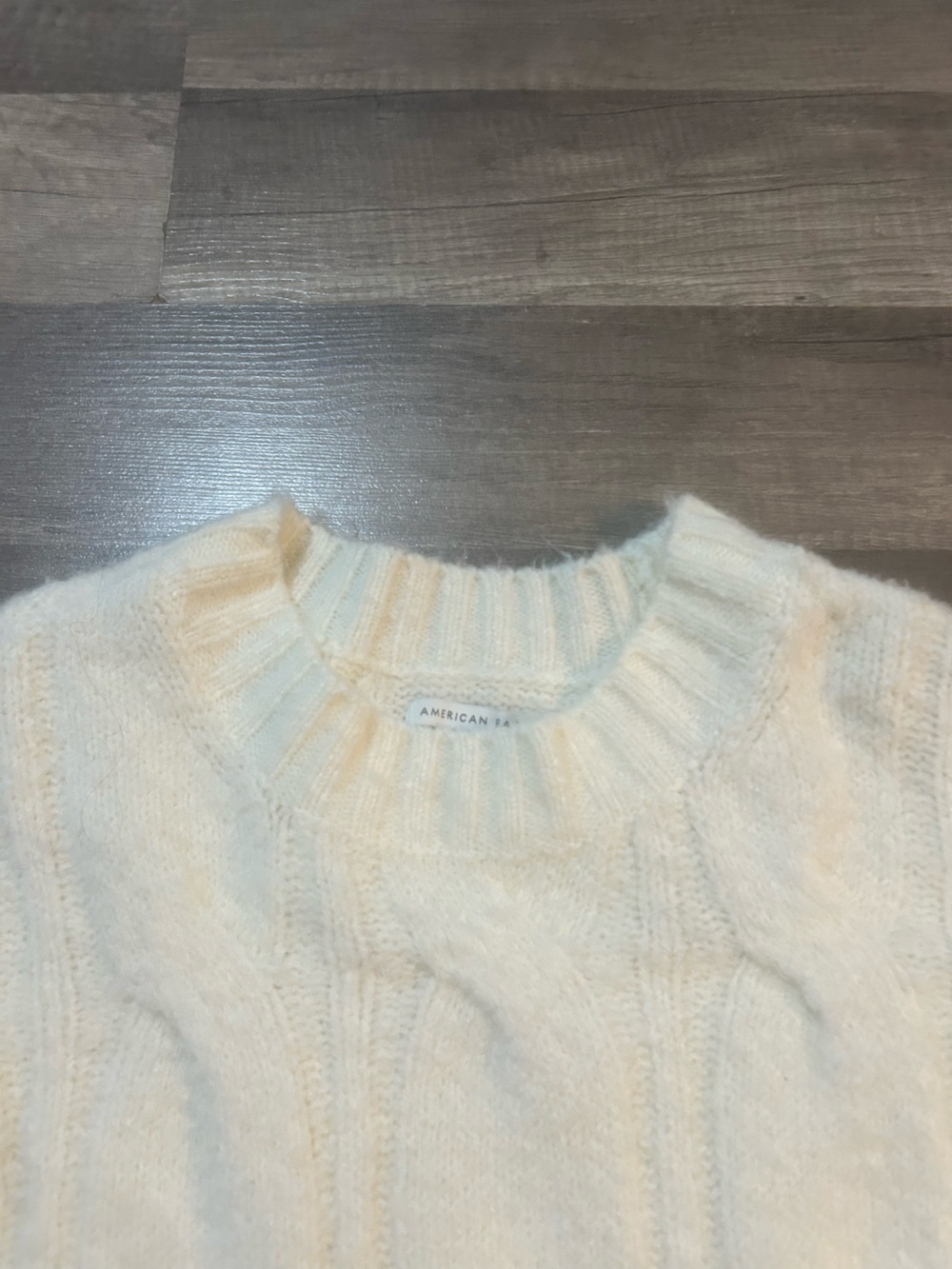 American Eagle Women’s Sweater Cream Cable Knit - Size Medium - Picture 3 of 6